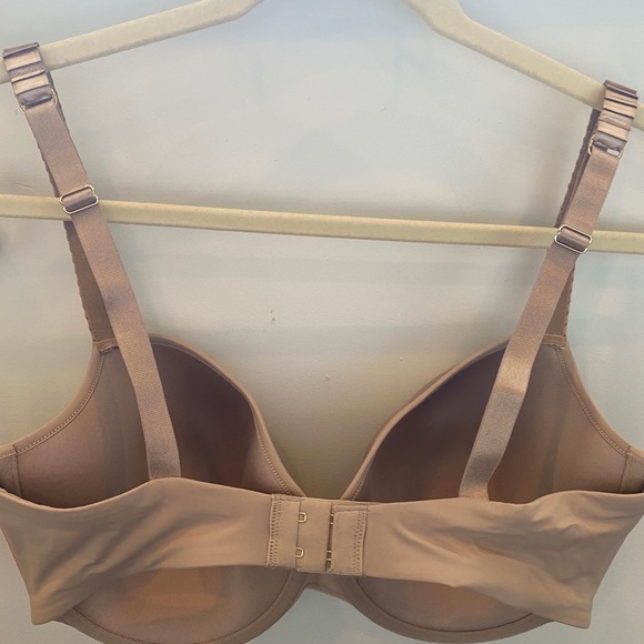 Thirdlove 24/7 Classic T-Shirt Bra in Taupe - Picture 4 of 9